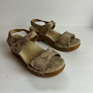 Dansko Sonnet Sandals Women’s Size 8 EU 38 Shoes Snakeskin Metallic Adjustable